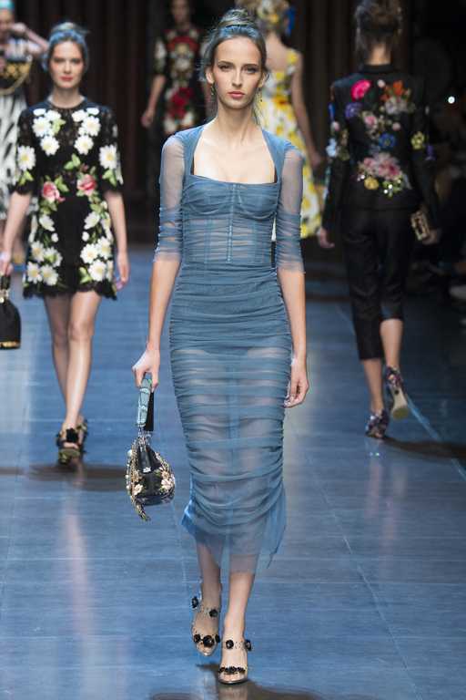 Dolce & Gabbana весна-лето 2016 фото