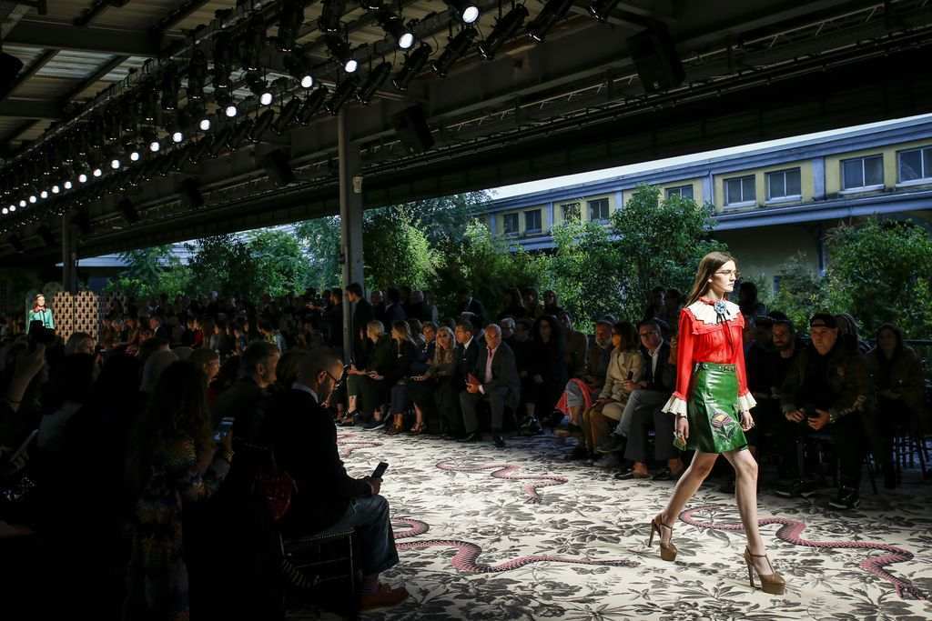 показ гуччи весна лето 2016