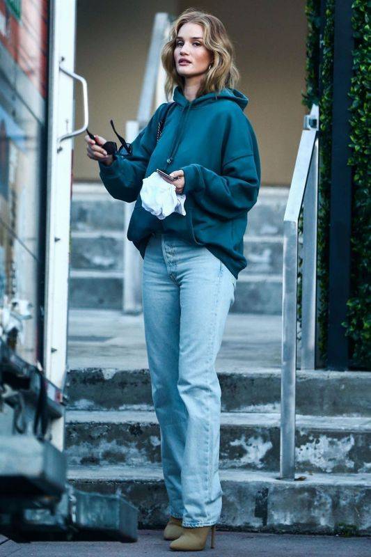 уличный стиль рози хантингтон уайтли, 2018