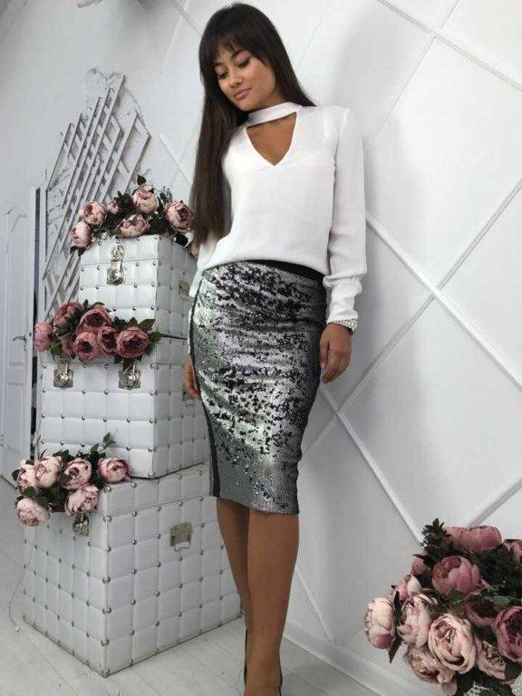 Как и с чем носить пайетки: юбка с пайетками