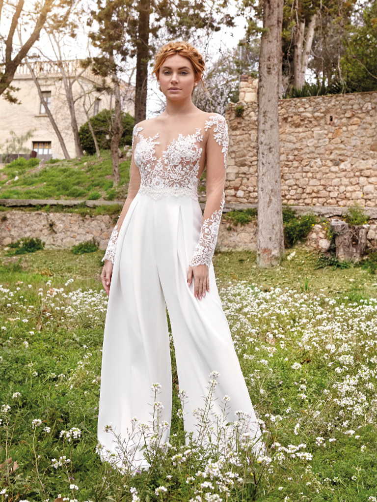 белый комбинезон для невесты